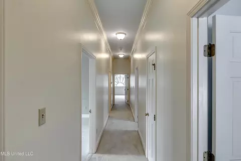 Entry Way - 188 Webb Ln, Flowood, MS 39232 photo 3 of 3