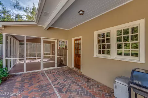 Exterior - 188 Webb Ln, Flowood, MS 39232 photo 8 of 15