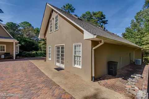 Exterior - 188 Webb Ln, Flowood, MS 39232 photo 13 of 15