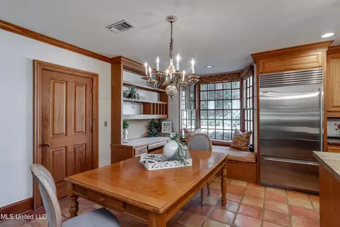 Kitchen - 188 Webb Ln, Flowood, MS 39232 photo 3 of 11