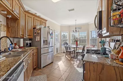 Kitchen - 140 Pete Pitts Rd, Lucedale, MS 39452 photo 2 of 2