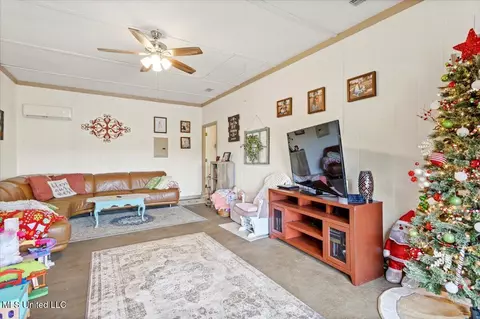 Living - 140 Pete Pitts Rd, Lucedale, MS 39452 photo 1 of 2