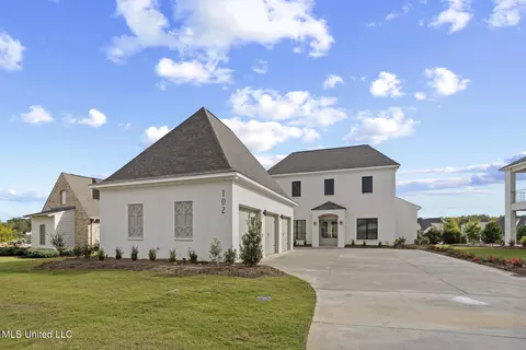 102 Venice Cir, Madison, MS 39110