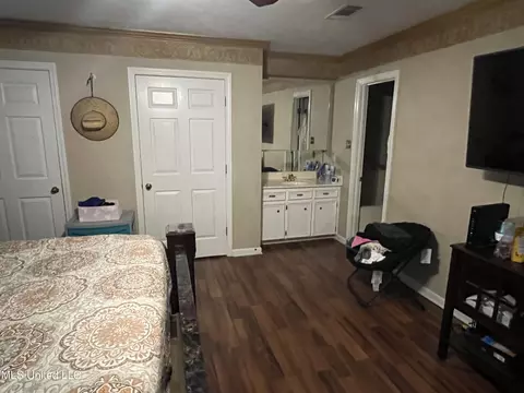 Other - 810 Colonial Cir, Jackson, MS 39211 photo 11 of 15