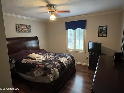 Bedroom - 810 Colonial Cir, Jackson, MS 39211 photo 3 of 5
