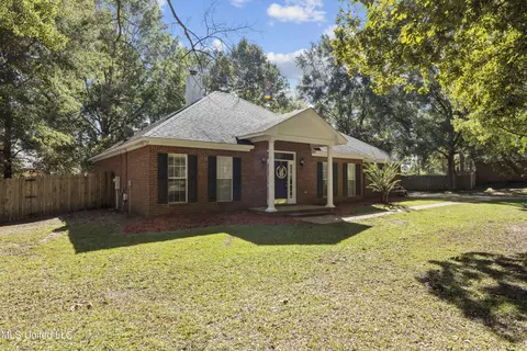 Exterior - 236 Wakeland Dr, Raymond, MS 39154 photo 5 of 7