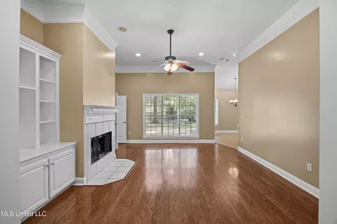 Living - 236 Wakeland Dr, Raymond, MS 39154 photo 1 of 3