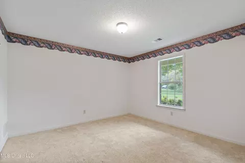 Bedroom - 1250 Robertson Rd, Hernando, MS 38632 photo 2 of 4