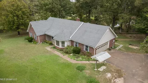 Exterior - 1250 Robertson Rd, Hernando, MS 38632 photo 7 of 7