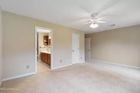 Bedroom - 1250 Robertson Rd, Hernando, MS 38632 photo 4 of 4