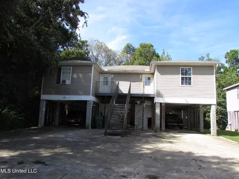 903 Parkview Pl #A & B, Gulfport, MS 39507