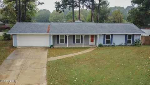 1051 Chesterfield Cv, Southaven, MS 38671