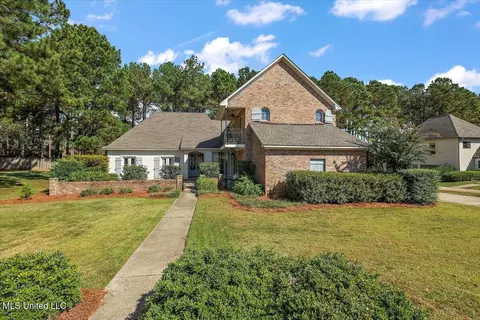 281 Lake Village Dr, Madison, MS 39110