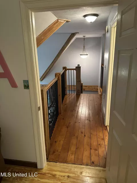 Entry Way - 120 Five Point Ln, Terry, MS 39170 photo 1 of 6