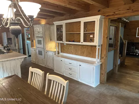 Kitchen - 120 Five Point Ln, Terry, MS 39170 photo 2 of 3