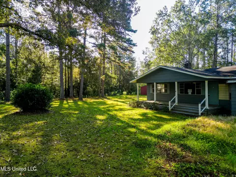 Exterior - 4124 Swilley Rd, Wesson, MS 39191 photo 3 of 7