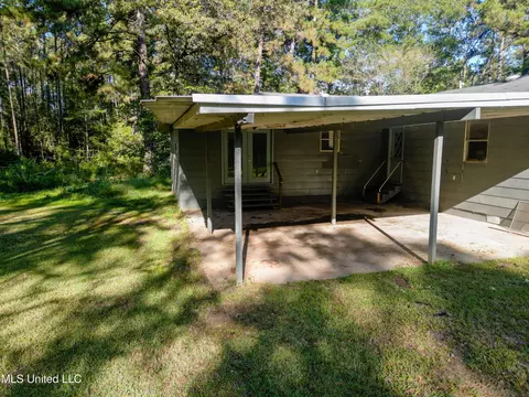 Exterior - 4124 Swilley Rd, Wesson, MS 39191 photo 7 of 7