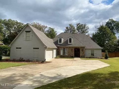 213 Cottonwood Dr, Madison, MS 39110
