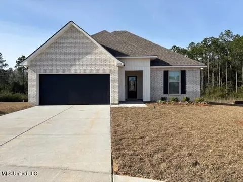 15130 High Point Dr, Gulfport, MS 39503