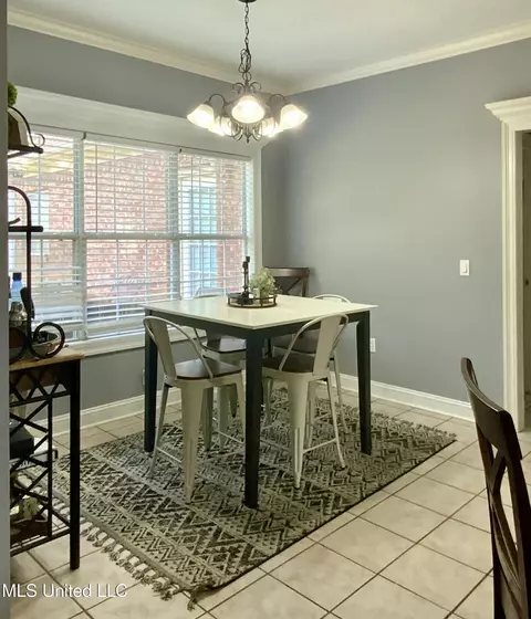 Dining - 205 Park Ridge Dr, Brandon, MS 39042 photo 3 of 3