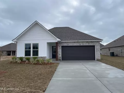 18 Cameron Cv, Long Beach, MS 39560