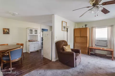 5587 Daugherty Rd, Long Beach, MS 39560 photo 6