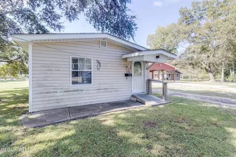 5587 Daugherty Rd, Long Beach, MS 39560 photo 4
