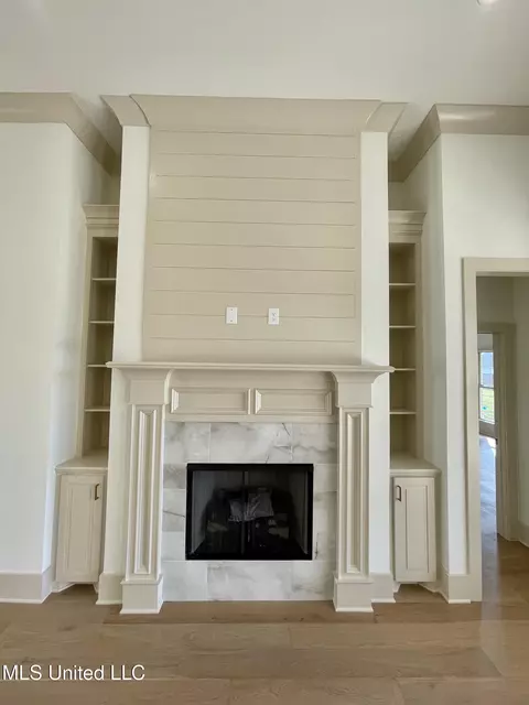 Living - 368 Wellstone Pl, Madison, MS 39110 photo 5 of 6