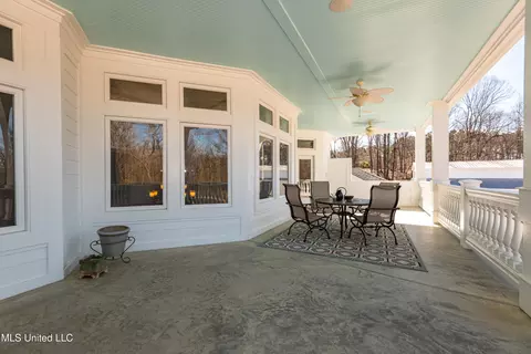 Exterior - 4161 Misty Oaks Ln, Nesbit, MS 38651 photo 19 of 22
