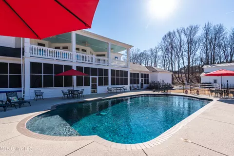 Exterior - 4161 Misty Oaks Ln, Nesbit, MS 38651 photo 17 of 22