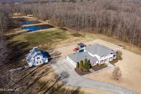 Other - 4161 Misty Oaks Ln, Nesbit, MS 38651 photo 2 of 17