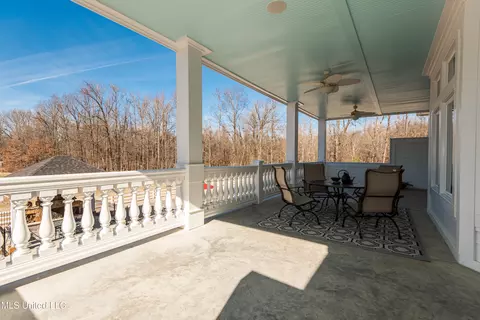 Exterior - 4161 Misty Oaks Ln, Nesbit, MS 38651 photo 18 of 22
