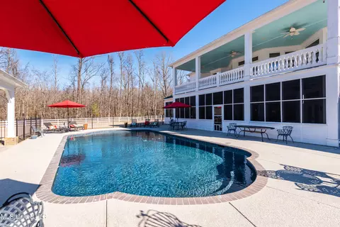 Exterior - 4161 Misty Oaks Ln, Nesbit, MS 38651 photo 16 of 22