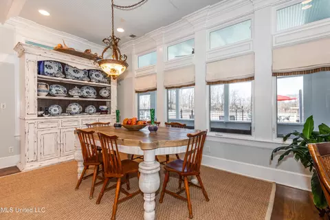 Dining - 4161 Misty Oaks Ln, Nesbit, MS 38651 photo 5 of 6