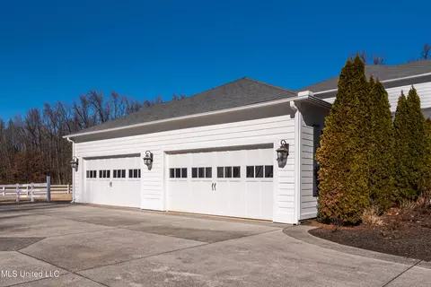 Other - 4161 Misty Oaks Ln, Nesbit, MS 38651 photo 7 of 17