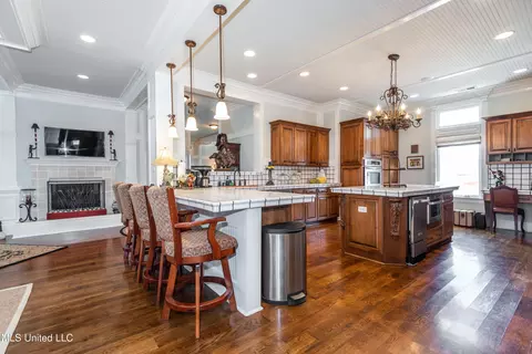Kitchen - 4161 Misty Oaks Ln, Nesbit, MS 38651 photo 1 of 5