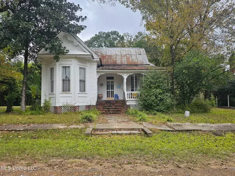 305 N Vine St, Lexington, MS 39095