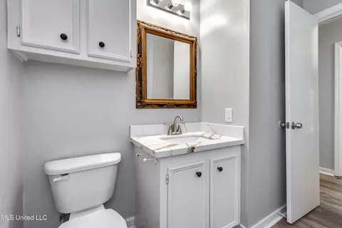 Bath - 113 Cedar Ct, Madison, MS 39110 photo 1 of 5