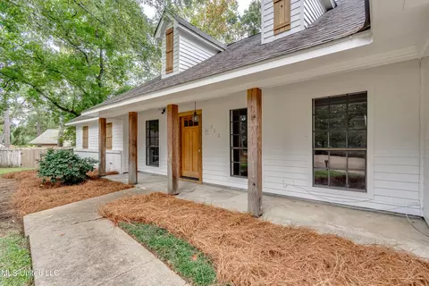 113 Cedar Ct, Madison, MS 39110