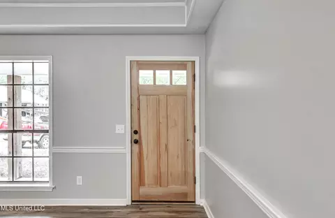 Entry Way - 113 Cedar Ct, Madison, MS 39110 photo 1 of 5