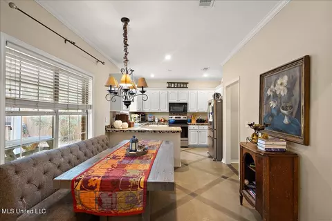 Dining - 274 Azalea Ct, Brandon, MS 39047 photo 1 of 2