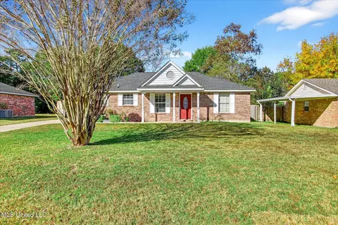 15600 Glen Dr, Biloxi, MS 39532