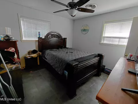 Bedroom - 1443 Sheffield Dr, Jackson, MS 39211 photo 9 of 10