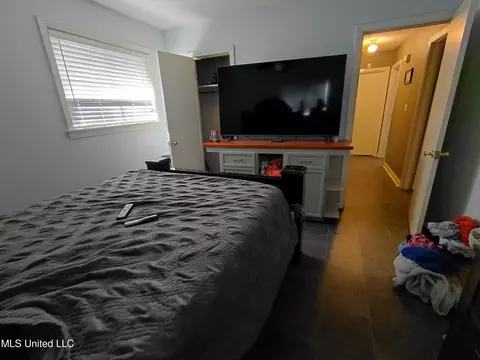 Bedroom - 1443 Sheffield Dr, Jackson, MS 39211 photo 6 of 10
