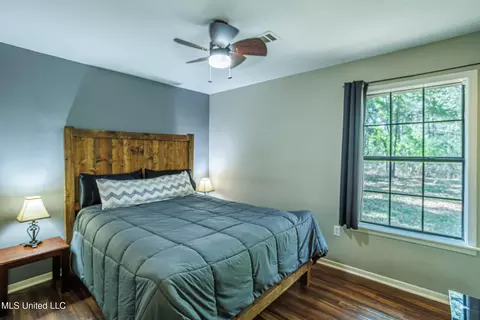 Bedroom - 413 Mallard Pt, Brandon, MS 39042 photo 3 of 3