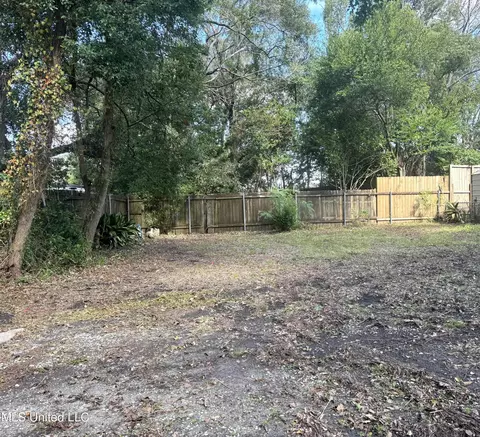 Exterior - 4219 Bellview Ave, Moss Point, MS 39563 photo 5 of 6