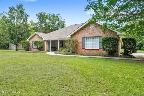 200 Koch Rd, Picayune, MS 39466