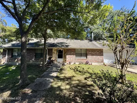 2002 35th Ave, Gulfport, MS 39501