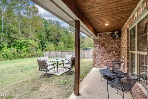 260 Chartleigh Cir, Canton, MS 39046 photo 40