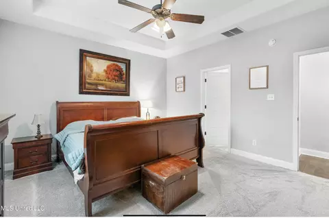 Bedroom - 5199 Dixie Creek Dr, Hernando, MS 38632 photo 2 of 4